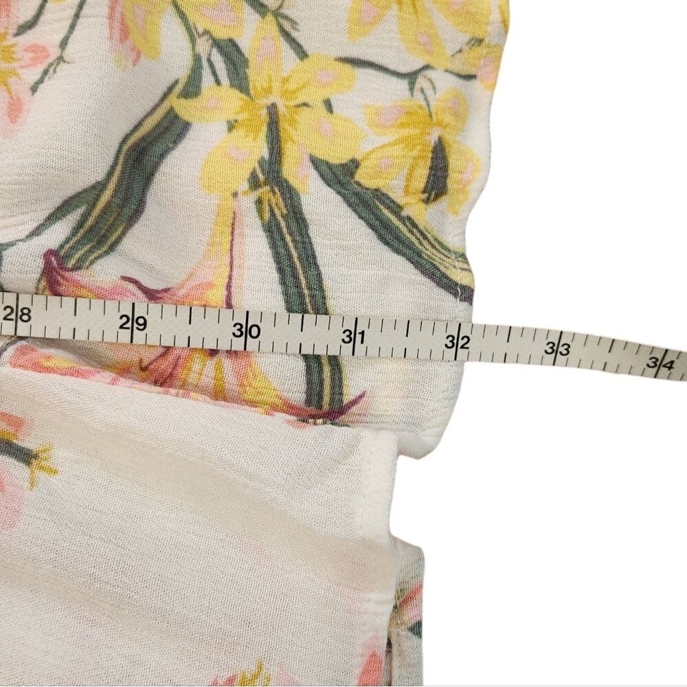 torrid White Floral Tie-Front Peasant Blouse - Picture 10 of 10